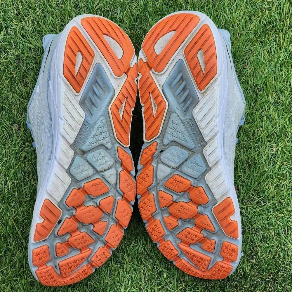 HOKA ARAHI 6 - Womens Sneakers - SIZE 10B - Please See Pictures